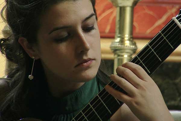 Ljubica Bukvic Classical guitar artist