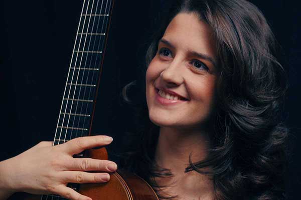 Ljubica Bukvic Classical guitar artist